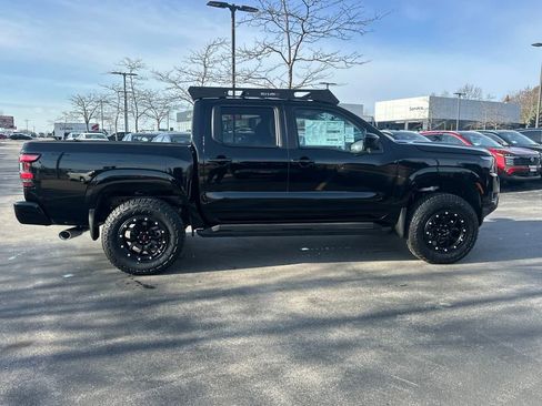 New 2025 Nissan Frontier SV w/ SV Convenience Package image 8