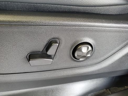 Used 2026 RAM 1500 Laramie AWD/4WD image 20