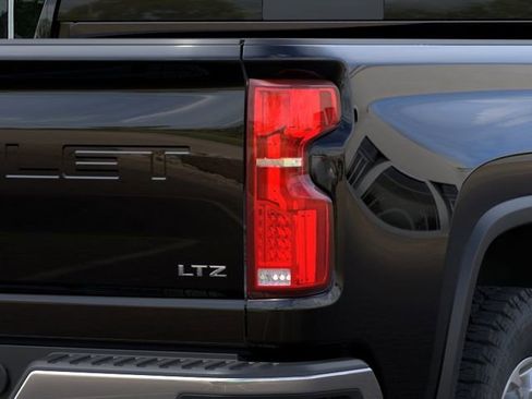 New 2026 Chevrolet Silverado 2500 LTZ w/ LTZ Plus Package AWD/4WD image 11
