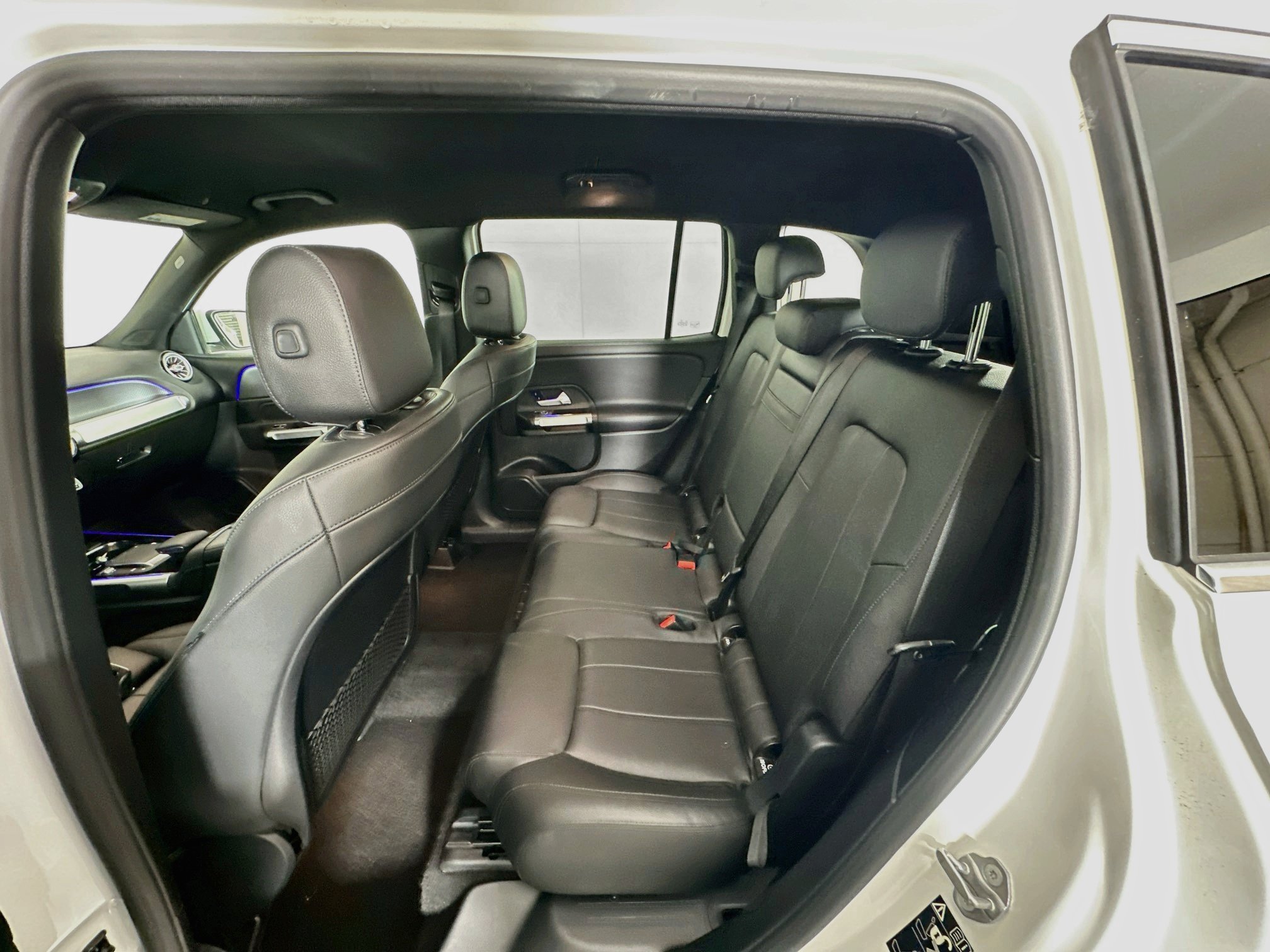 Used 2021 Mercedes-Benz GLB 250 image 26