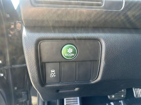 Used 2017 Honda Accord Sport image 20