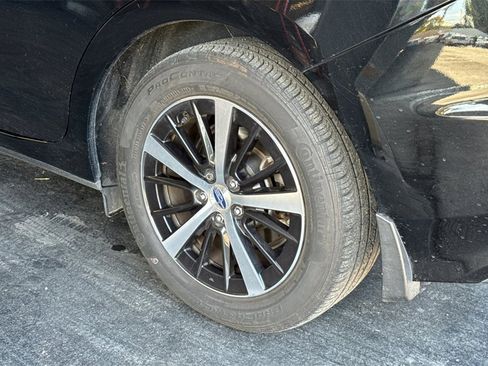 Used 2023 Subaru Impreza Premium image 9