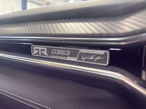 Used 2025 Ford Mustang GT Premium w/ GT Performance Package RWD image 18