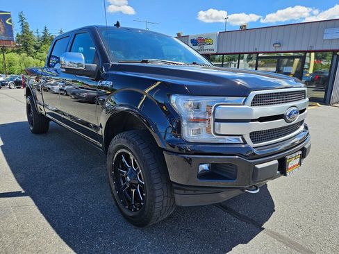 Used 2019 Ford F150 Platinum w/ Equipment Group 701A Luxury AWD/4WD image 3