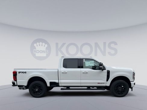 New 2026 Ford F250 Lariat w/ Black Appearance Package image 8