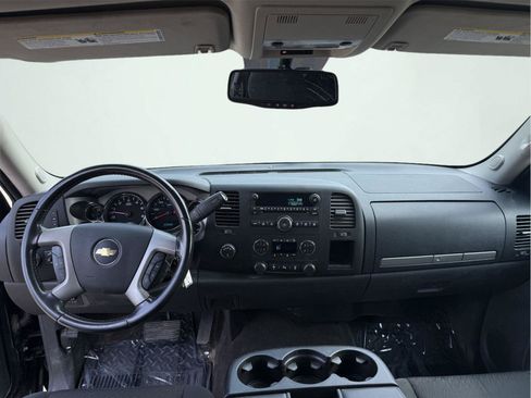 Used 2013 Chevrolet Silverado 1500 LT w/ All-Star Edition AWD/4WD image 6