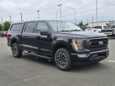 Used 2021 Ford F150 XLT w/ Equipment Group 302A High AWD/4WD image 4
