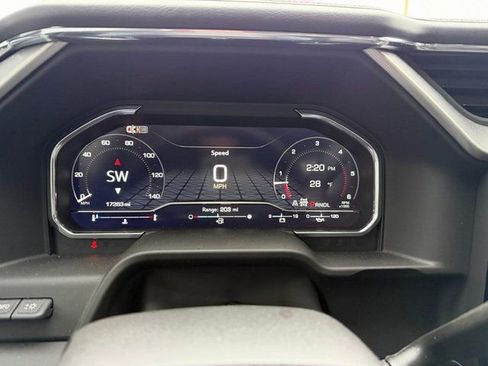 Used 2025 GMC Sierra 2500 Denali w/ Technology Package image 14