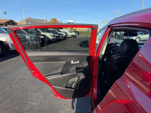 Used 2014 Kia Sportage SX w/ SX Premium Package AWD/4WD image 34