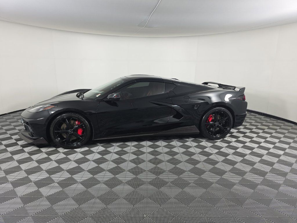 Used 2020 Chevrolet Corvette Stingray Premium Cpe w/ 3LT Preferred Equipment Group RWD image 2