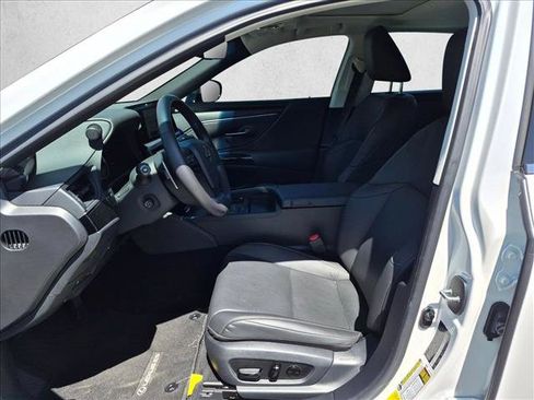 Certified 2025 Lexus ES 350 w/ Premium Package FWD image 12