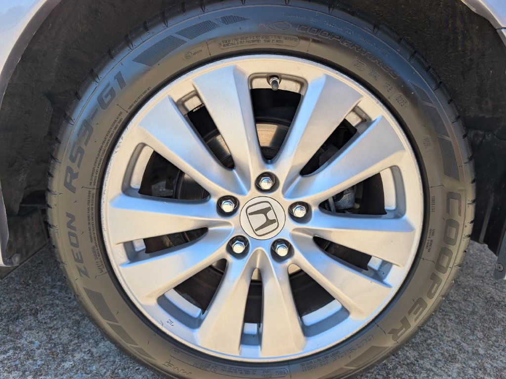 Used 2012 Honda Accord EX-L image 25