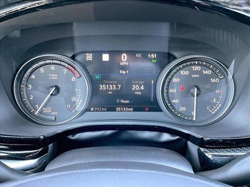 Used 2025 Cadillac XT6 Sport w/ Technology Package image 22