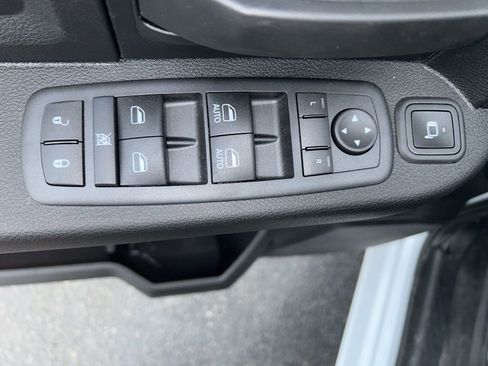 New 2024 RAM 3500 Tradesman w/ Chrome Appearance Group image 16