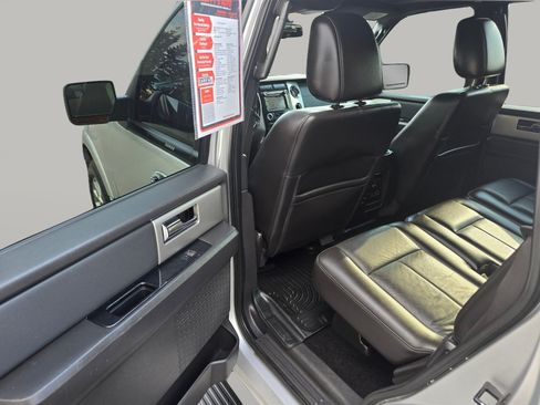 Used 2014 Ford Expedition Limited w/ Equipment Group 301A AWD/4WD image 29