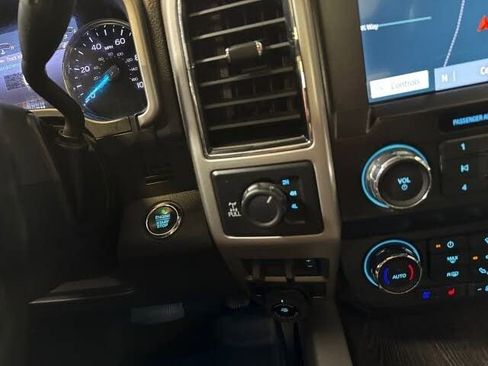 Used 2021 Ford F350 Lariat w/ Lariat Ultimate Package AWD/4WD image 26