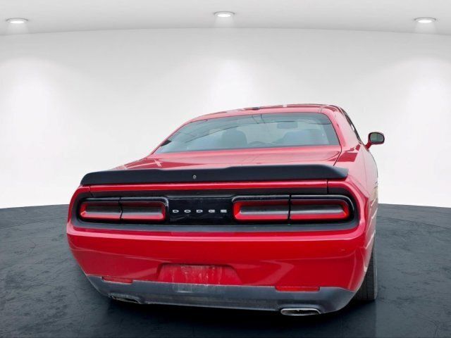 Used 2018 Dodge Challenger SXT w/ Blacktop Package RWD image 12