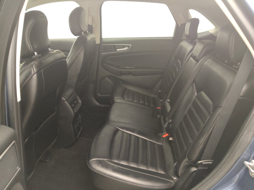 Used 2019 Ford Edge SEL w/ Equipment Group 201A FWD image 18