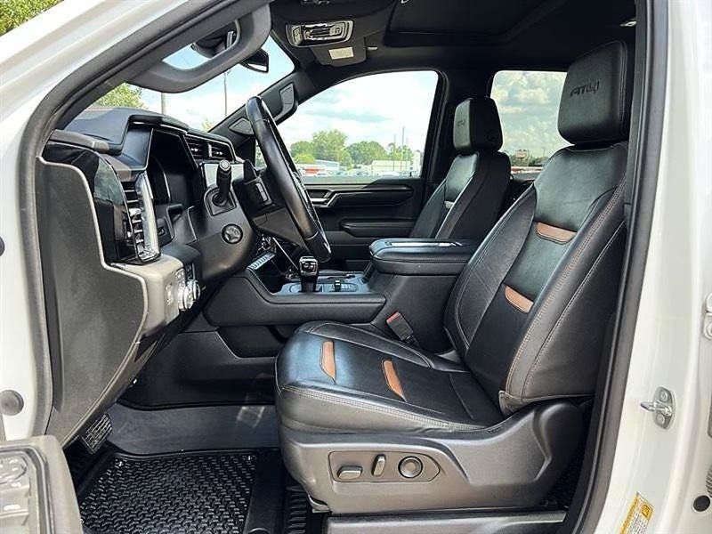 Used 2022 GMC Sierra 1500 AT4 w/ AT4 Preferred Package AWD/4WD image 15