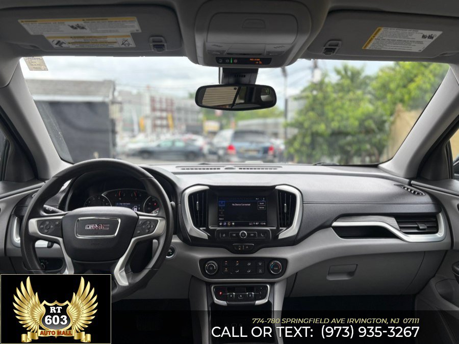 Used 2024 GMC Terrain SLE FWD image 14