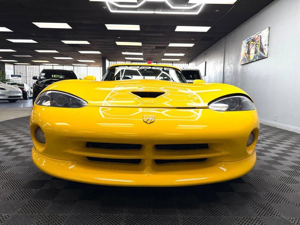 Used 2001 Dodge Viper RT/10 RWD image 3
