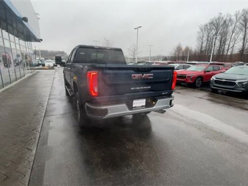 Certified 2023 GMC Sierra 2500 SLT w/ SLT Preferred Package image 6