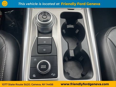 Used 2023 Ford Explorer XLT w/ Equipment Group 202A AWD/4WD image 24