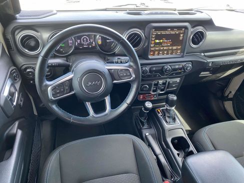 Used 2022 Jeep Wrangler Unlimited Rubicon image 18