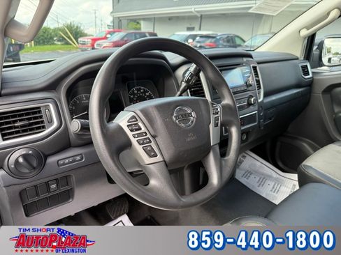 Used 2017 Nissan Titan S image 13