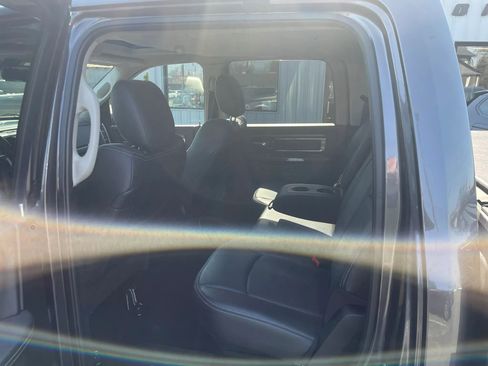 Used 2017 RAM 1500 Laramie w/ Convenience Group image 21