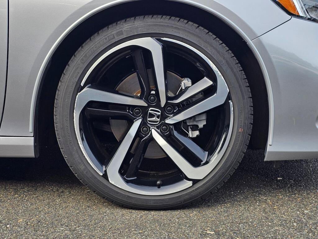 Certified 2022 Honda Accord Sport image 9