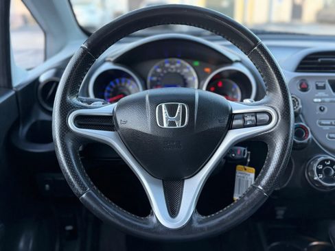 Used 2011 Honda Fit Sport image 21