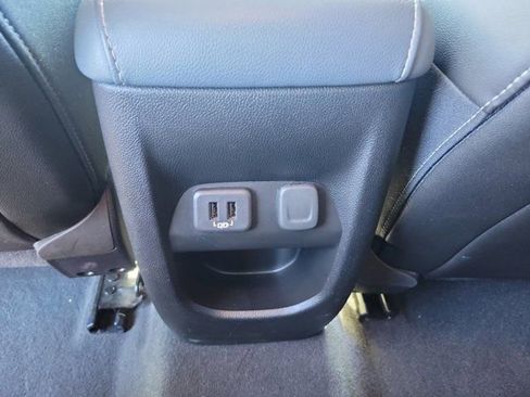 Used 2019 Chevrolet Colorado Z71 image 15