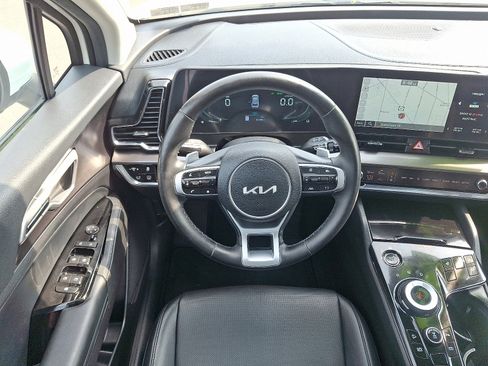 Used 2023 Kia Sportage EX w/ EX Premium Package image 11