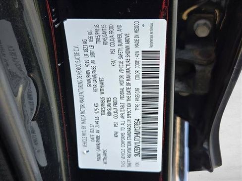 Used 2017 MAZDA MAZDA3 Sport w/ Preferred Equipment Package FWD image 22