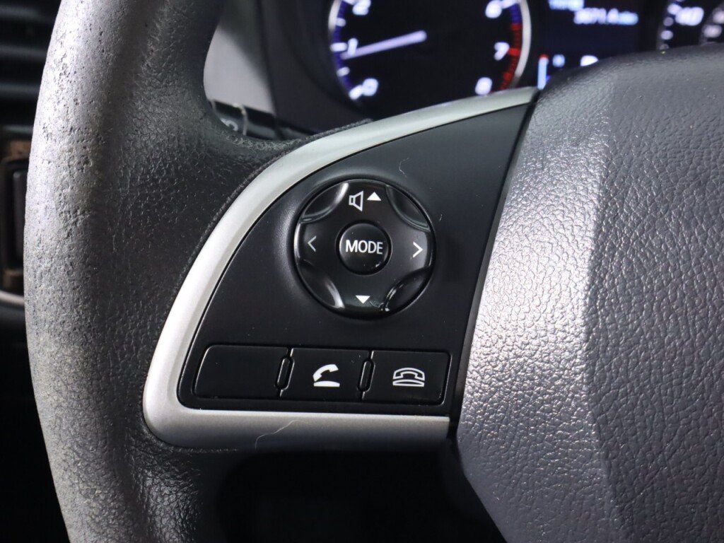 Used 2020 Mitsubishi Outlander ES AWD/4WD image 13