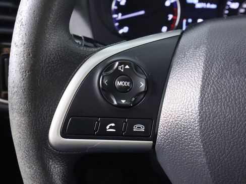 Used 2020 Mitsubishi Outlander ES AWD/4WD image 13