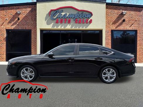 Used 2023 Honda Accord LX image 8