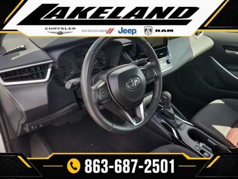 Used 2025 Toyota Corolla SE FWD image 19