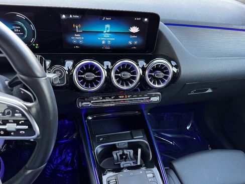 Used 2023 Mercedes-Benz GLA 250 4MATIC SUV image 26