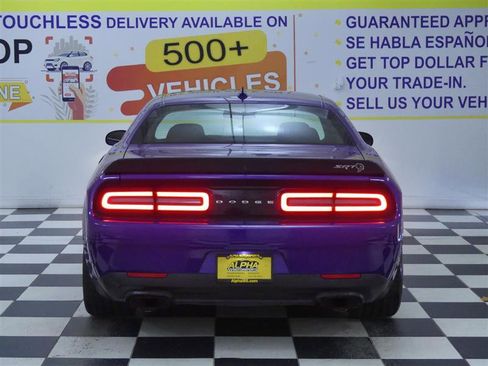 Used 2019 Dodge Challenger SRT Hellcat Redeye image 6