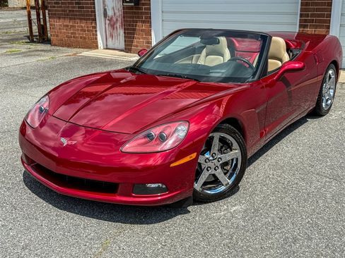 Used 2008 Chevrolet Corvette Convertible w/ Preferred Equipment Group RWD image 10