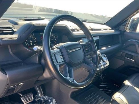 Used 2022 Land Rover Defender 110 X image 16