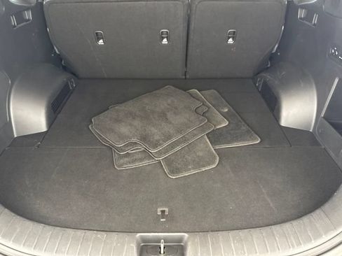 Used 2022 Hyundai Santa Fe SEL w/ Convenience + Premium Package FWD image 30