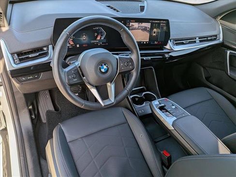 Used 2026 BMW X2 xDrive28i AWD/4WD image 10
