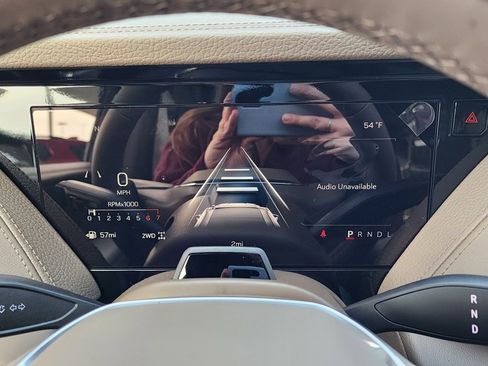 New 2026 GMC Yukon XL Denali w/ Denali Reserve Package image 27