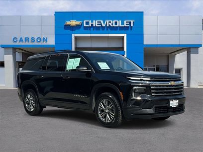 Used 2024 Chevrolet Traverse LT