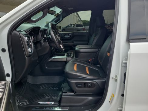 Used 2020 GMC Sierra 1500 AT4 w/ AT4 Premium Package AWD/4WD image 15