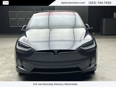 Used 2018 Tesla Model X 75D image 10