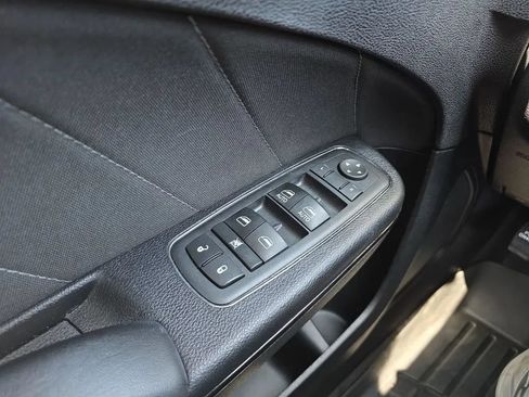 Used 2017 Dodge Charger SXT w/ Blacktop Package RWD image 21